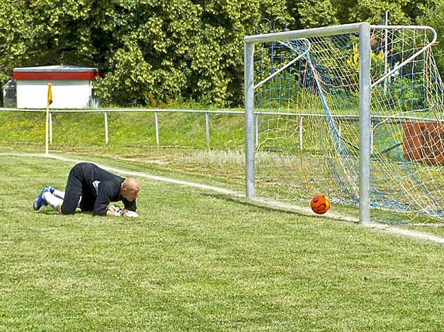 Das Foto zeigt unseren "Altinternationalen" und E-Jugend Coach Mario Beyer und erkl&auml;rt sich quasi von selbst.