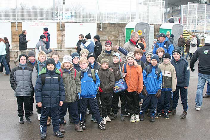 Vorfreude auf das Spiel bei den Nachwuchskicker von SG Blau Wei� Bad K�sen.